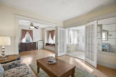 32 Leeds St, Worcester, MA 01606 photo 5