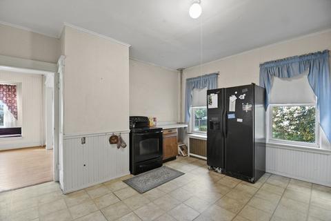 32 Leeds St, Worcester, MA 01606 photo 9