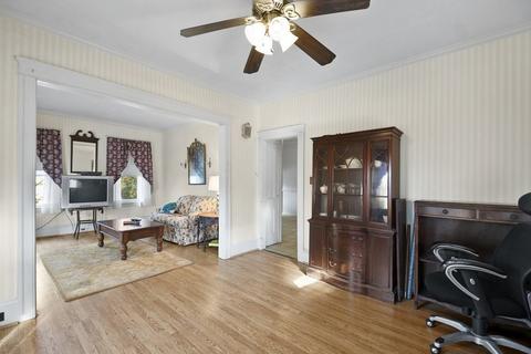 32 Leeds St, Worcester, MA 01606 photo 7