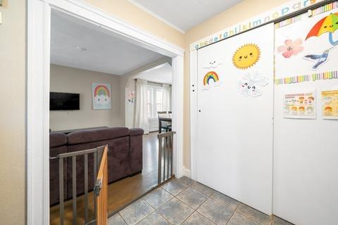 99 Union St, Everett, MA 02149 photo 6