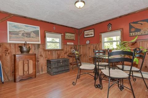 1 E Main St, Brookfield, MA 01506 photo 7