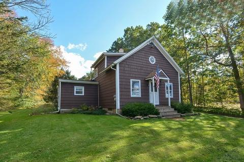 1 E Main St, Brookfield, MA 01506 photo 2