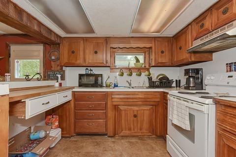 1 E Main St, Brookfield, MA 01506 photo 8