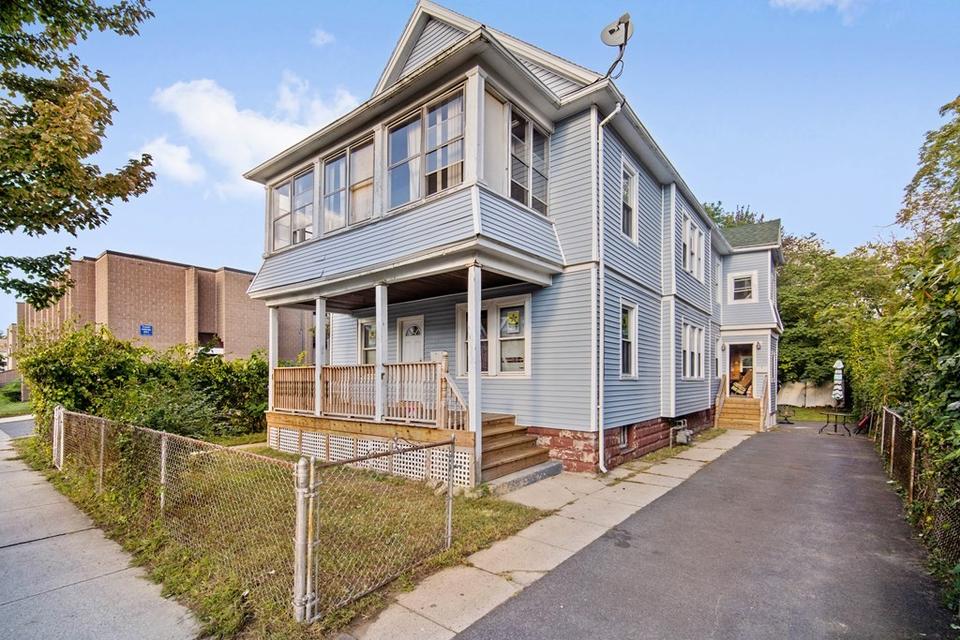 53 Andrew St, Springfield, MA 01109 9 Photos MLS 72906549 Movoto