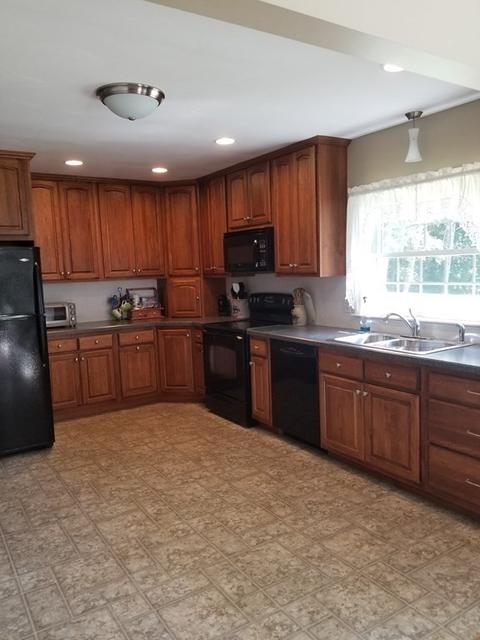 18 Highland St, Ware, MA 01082 photo 13