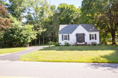 185 Britton St, Raynham, MA 02767 photo 2