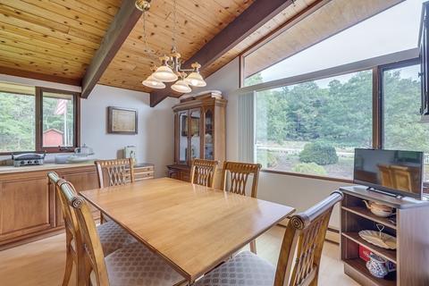 860 Putnam Ave, Barnstable, MA 02635 photo 7