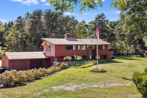 860 Putnam Ave, Barnstable, MA 02635 photo 1