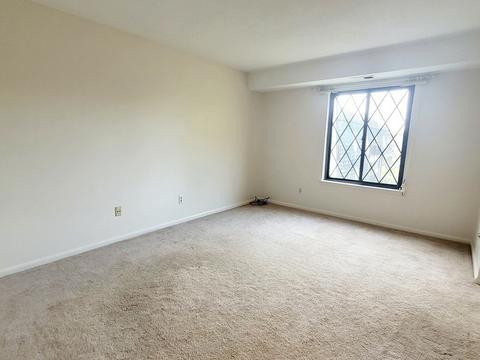 4700 N Main St #1K, Fall River, MA 02720 photo 11