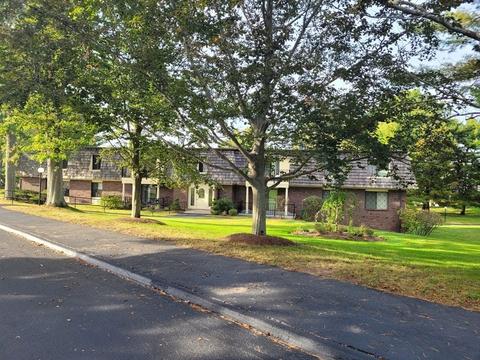 4700 N Main St #1K, Fall River, MA 02720 photo 2