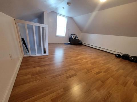55 Boutwell St, Fall River, MA 02723 photo 9