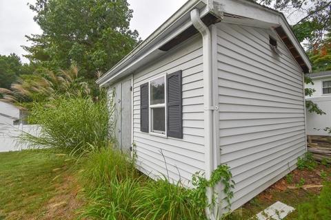 236 Ramblewood Dr, Springfield, MA 01118 photo 39