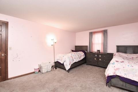 236 Ramblewood Dr, Springfield, MA 01118 photo 23
