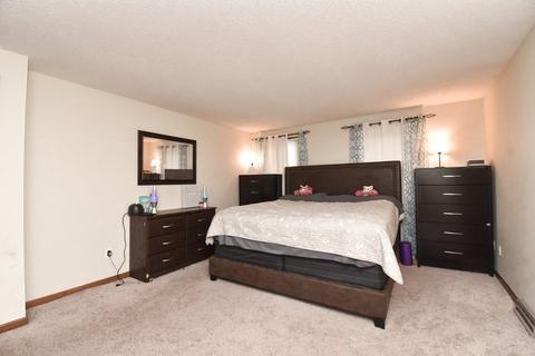 236 Ramblewood Dr, Springfield, MA 01118 photo 27