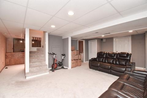 236 Ramblewood Dr, Springfield, MA 01118 photo 33