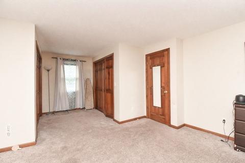 236 Ramblewood Dr, Springfield, MA 01118 photo 28