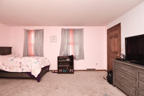 236 Ramblewood Dr, Springfield, MA 01118 photo 25