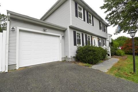 236 Ramblewood Dr, Springfield, MA 01118 photo 2