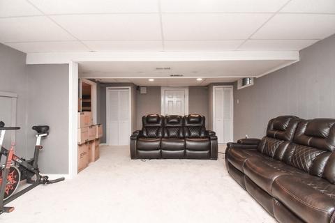 236 Ramblewood Dr, Springfield, MA 01118 photo 32