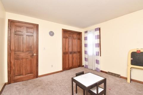 236 Ramblewood Dr, Springfield, MA 01118 photo 18