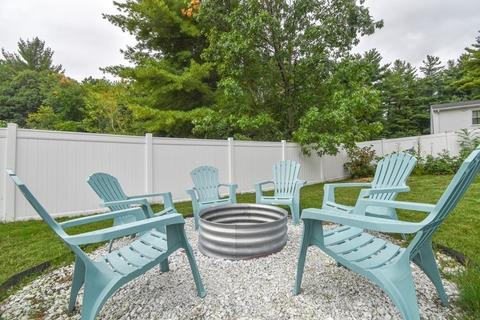 236 Ramblewood Dr, Springfield, MA 01118 photo 42