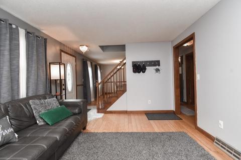 236 Ramblewood Dr, Springfield, MA 01118 photo 7