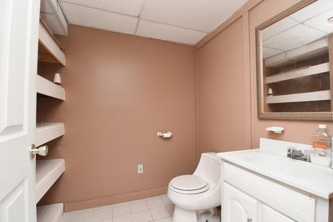 236 Ramblewood Dr, Springfield, MA 01118 photo 34