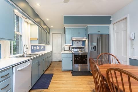 64 Underwood St, Fall River, MA 02720 photo 18