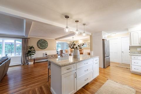 63 Maple Ridge Rd, Reading, MA 01867 photo 22