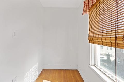 5 Magnolia Ct, Everett, MA 02149 photo 6