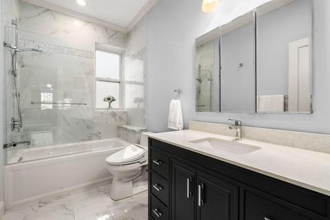 18 Gibbs St #3, Brookline, MA 02445 photo 11