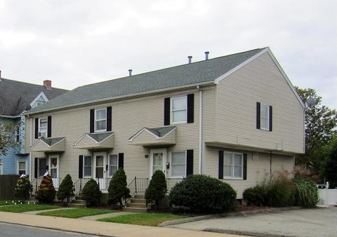 26 White St, Springfield, MA 01108 photo 3