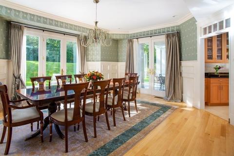 375 Lee St, Brookline, MA 02445 photo 9