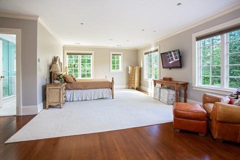375 Lee St, Brookline, MA 02445 photo 24