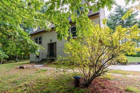 81 Goffstown Rd, Hooksett, NH 03106 photo 3