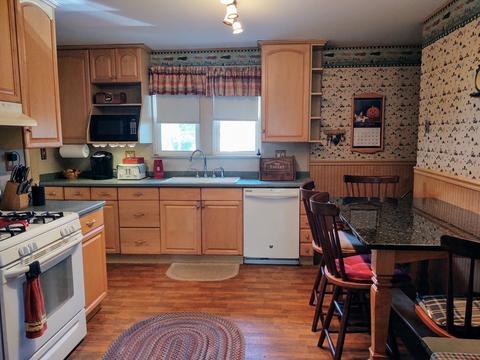 271 Webster St, Worcester, MA 01603 photo 8