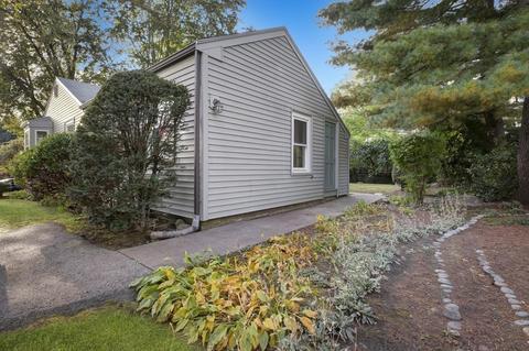 15 Mohawk Rd, Marblehead, MA 01945 photo 5