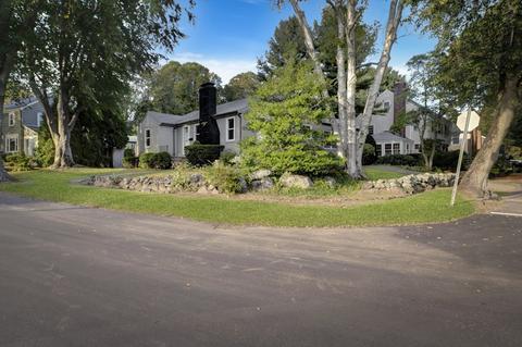 15 Mohawk Rd, Marblehead, MA 01945 photo 3