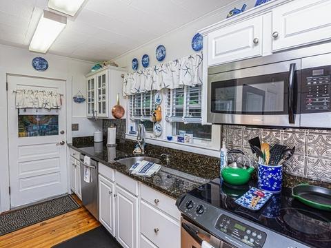 8 Chestnut St, Wareham, MA 02571 photo 12