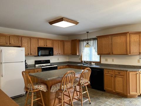 11 Grove St, Ware, MA 01082 photo 12