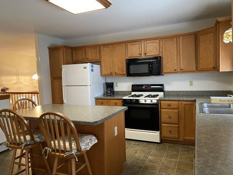 11 Grove St, Ware, MA 01082 photo 21