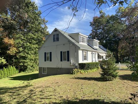 344 Forest Hills Rd, Springfield, MA 01128 photo 2