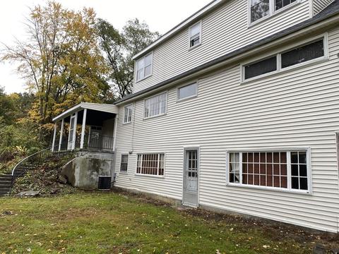 344 Forest Hills Rd, Springfield, MA 01128 photo 3