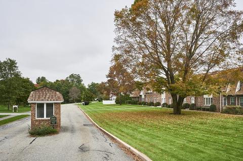 355 Main St #E, Easthampton, MA 01027 photo 31