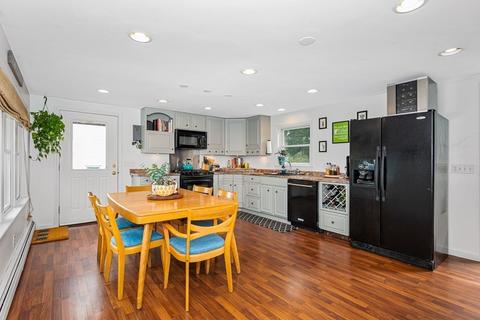 109 Centennial Ave, Gloucester, MA 01930 photo 2