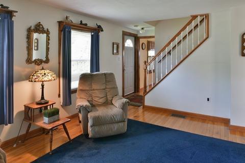 5 Cabot Rd, Danvers, MA 01923 photo 4