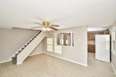 27 Beauregard St, Springfield, MA 01151 photo 5