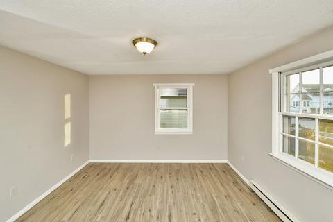 27 Beauregard St, Springfield, MA 01151 photo 12