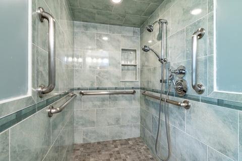 39 Edgemont Ave, Reading, MA 01867 photo 17