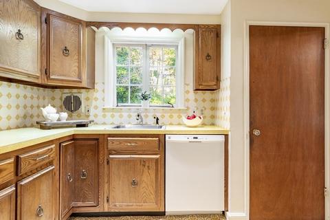 39 Edgemont Ave, Reading, MA 01867 photo 9